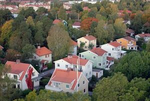 The garden city of Källby south of Oxniehärad.